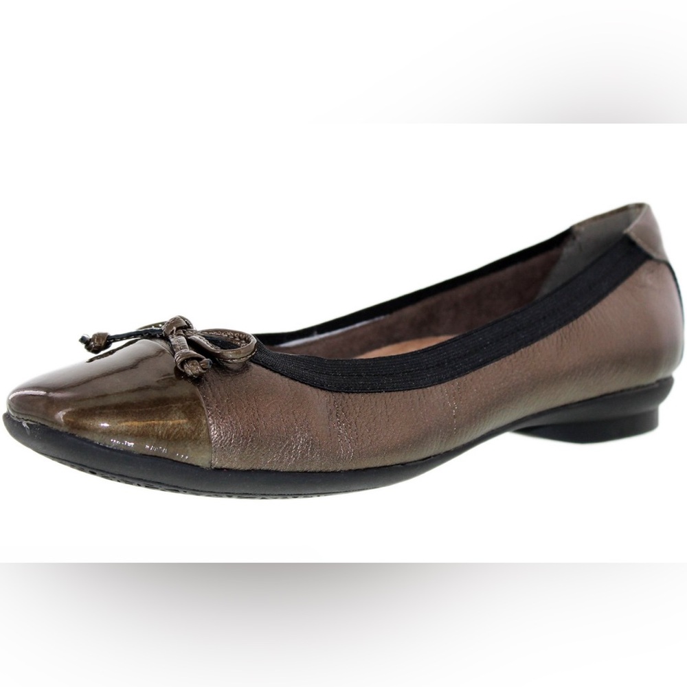 Clarks Artisan Candra Glow Ankle Leather Flat Shoe Glow Bronze Ballet Size 9